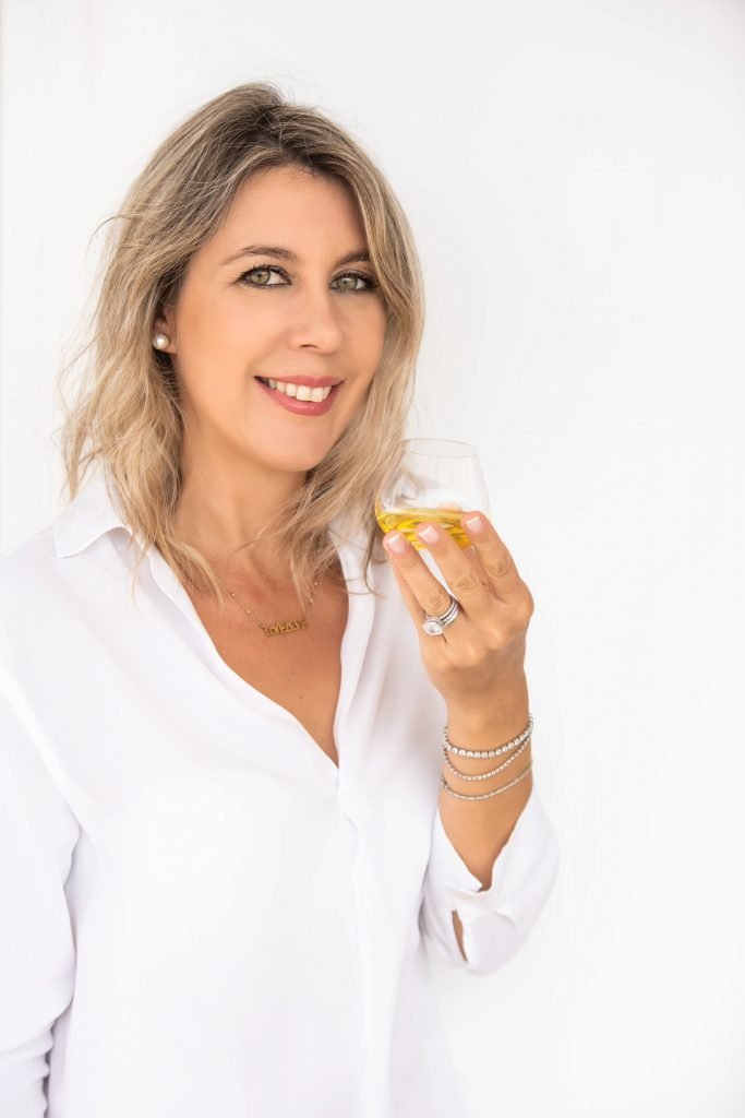 Anita Zachou is an agricultural engineer and professional olive oil taster in Mykonos, Greece.
