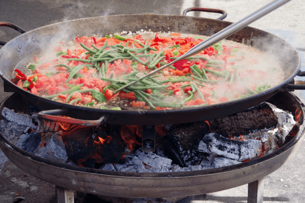 paella pan