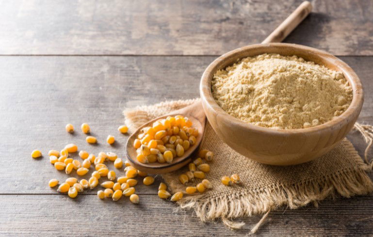 cornmeal-vs-corn-flour-what-s-the-difference