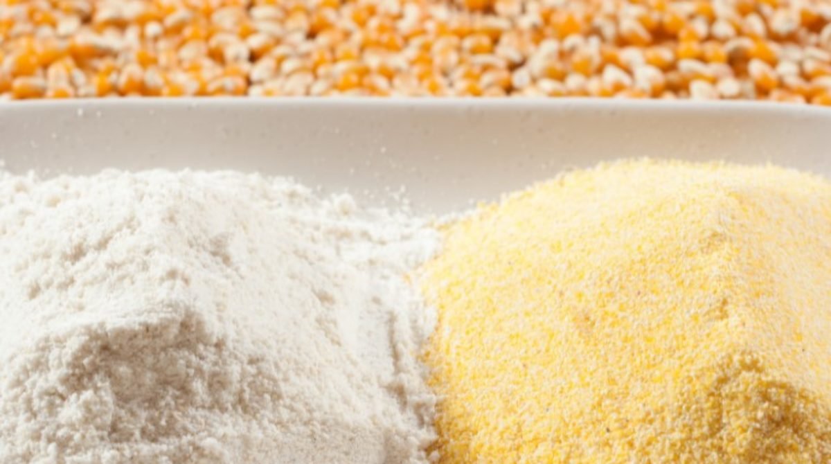 Cornmeal vs Corn Flour—What’s the Difference?