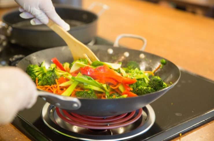 Cooking a vegetable stir fry