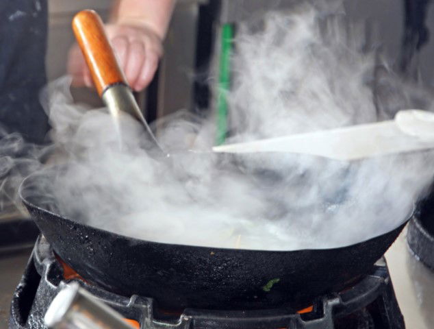 how to clean a wok with burnt food