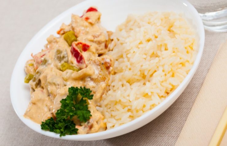 Red thai curry with jasmine rice