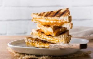 what to serve with grilled cheese