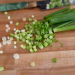 how to cut green onions