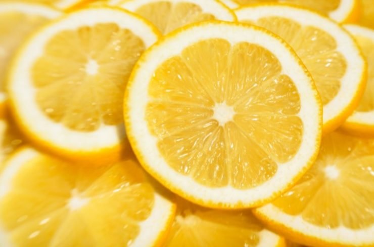 lemons slices