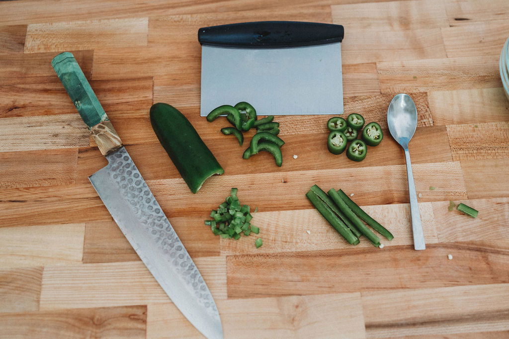 how to chop jalapenos