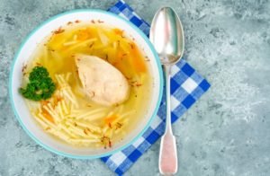 what to serve with chicken noodle soup