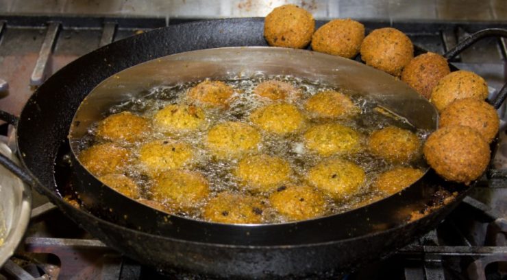 Frying Falafel in oil