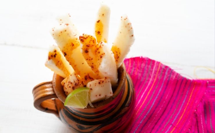 jicama slaw in a bowl