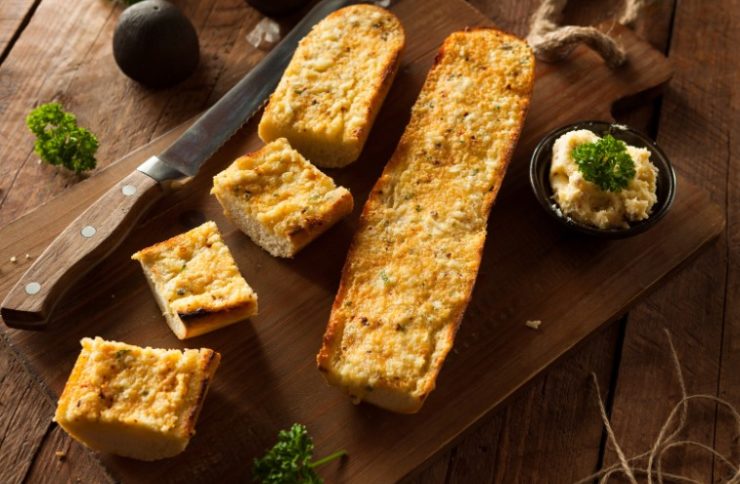 Homemade Cheesy Garlic Bread