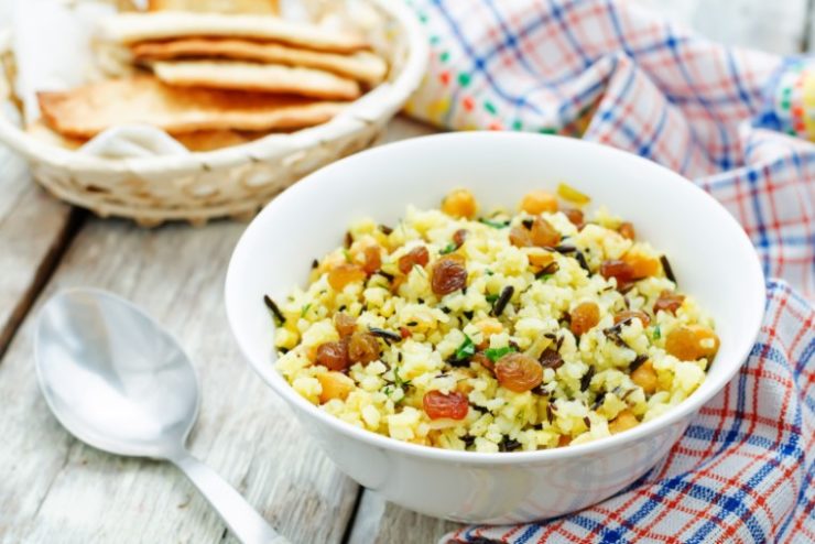 rice, wild rice, chickpeas with raisins and herbs