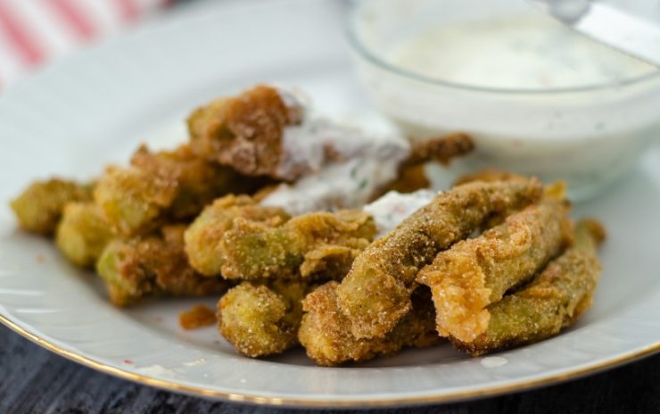 The crispy fried okra and sauce