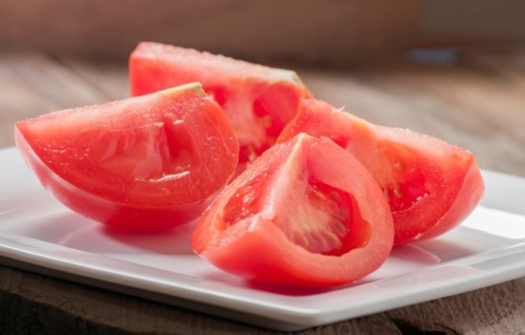 Red tomato cuttings