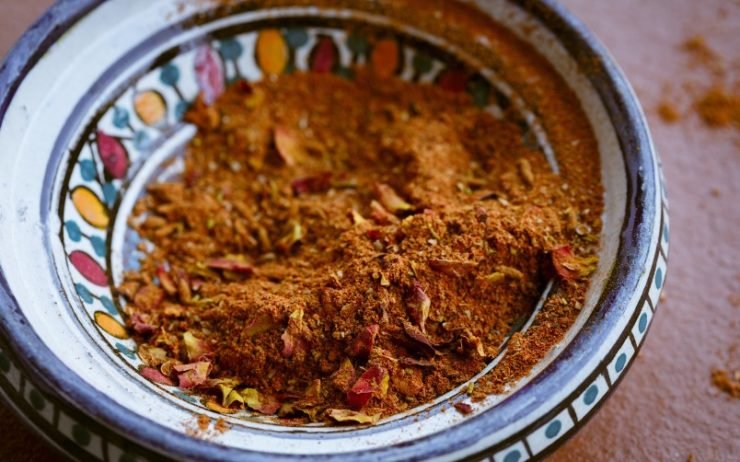 morrocoan spice in an oriental bowl
